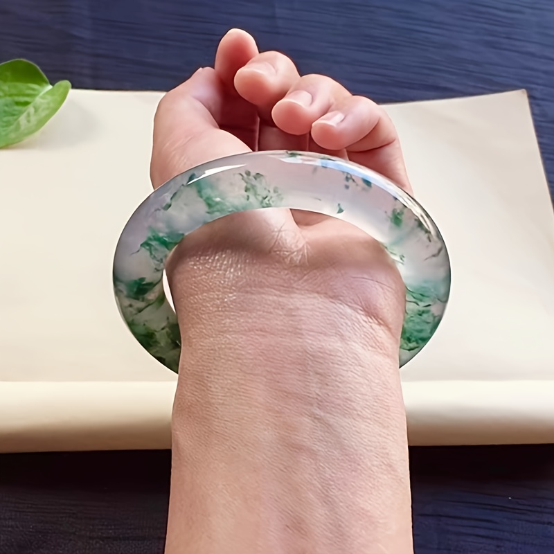 Natural Stone Ice-Type Floating Flower Bangle, Classic Style